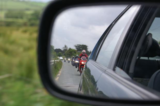 Recommandations pour la prise en compte des deux-roues motorisés 